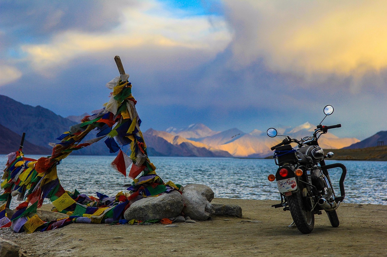 ladakh, pangong lake, nature, lagoon, leh, india, motorcycle, himalayan, pangong tso, sunset
